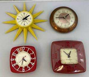 lot 52 image: Misc. Vintage Wall Clocks (ALL NEED CORDS)