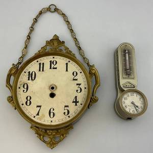 lot 124 image: Vintage Minneapolis Honeywell Thermostat Clock, Thermometer & Vintage Clock Parts