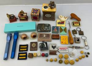 lot 179 image: Junk Drawer Lot