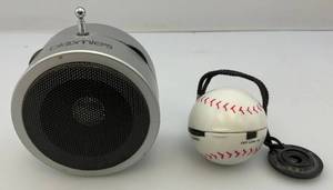 lot 207 image: Vintage Miniature Baseball  & Bloomies Transistor Radio (WORKS)