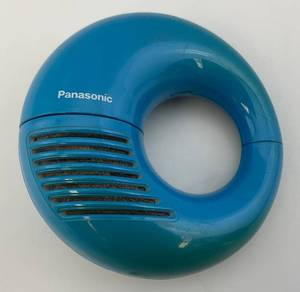 lot 214 image: Vintage BLUE Panasonic Toot-A-Loop  Transistor Radio (WORKS) Blue Has Spot Yellowed