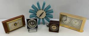 lot 266 image: Misc. Vintage Clocks Including Licensed George Nelson Remake