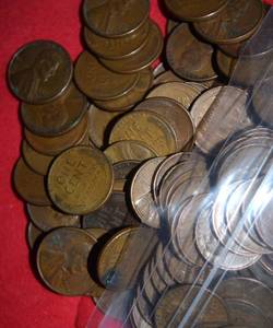 Lot of (200) WHEAT Cents from Philadelphia and Denver mints 1950s AND 1940s