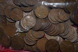 Lot of (150) WHEAT Cents from Philadelphia and Denver mints 1940s and 1950s
