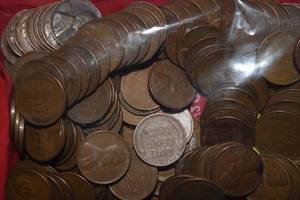 Lot of (150) WHEAT Cents from Philadelphia and Denver mints 1940s and 1950s