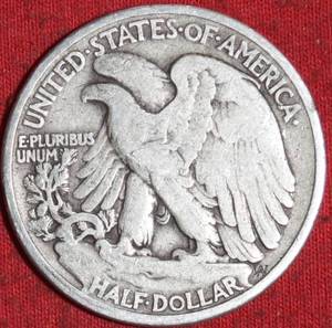 Lot of (1) 1936P 90% Silver Walking Liberty Half Dollar