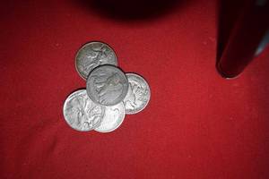 Lot of (5) 1941S 90% Silver Walking Liberty Half Dollars