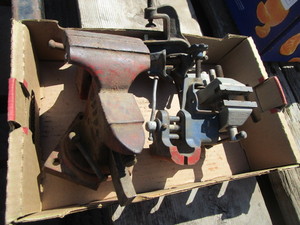 Vises With Scout & Vacuum Base