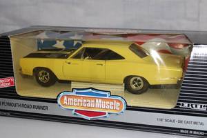 1969 Plymouth Road Runner Die-Cast 118