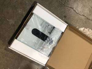 Etekcity White Ultrawide Smart Fitness Scale   Customer Returns See Pictures