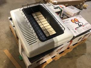 Pallet of Electrical Heaters Various Models and Conditions   Customer Returns See Pictures