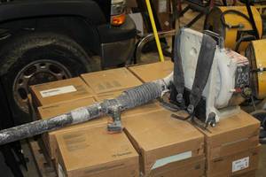 lot 917 image: Stihl Gas Blower Backpack BR 400
