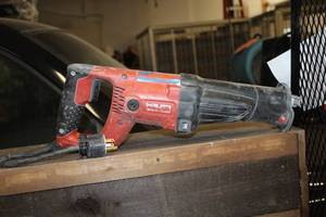 lot 944 image: Hilti Reciprocating Saw WSR1000