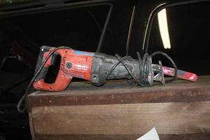 lot 947 image: Hilti Reciprocating Saw WSR1000