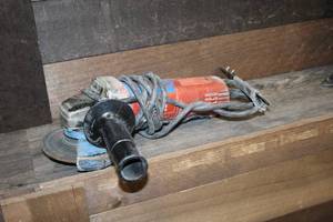 lot 953 image: Hilti 4-12 Angle Grinder DAG450-S
