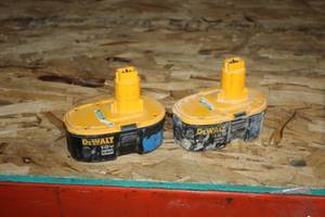lot 975 image: Lot of (2) DeWalt 18V XRP Rechargeable Cordless Tool Batteries