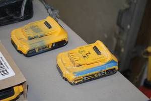 lot 995 image: Lot of (2) DeWalt 20V Max 2.0Ah 40Wh Lithium Ion Cordless Tool Battery DCB203
