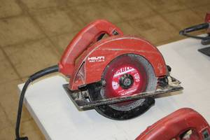 lot 1018 image: Hilti 7-14 Circular Saw WSC7.25-S
