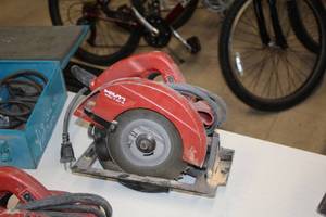 lot 1019 image: Hilti 7-14 Circular Saw WSC7.25-S