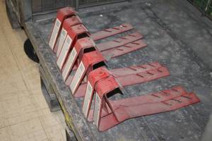 lot 1039 image: Lot of (7) Roof Jacks