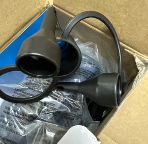 lot 14 image: Lot of 2 rechargeable electric air pumps