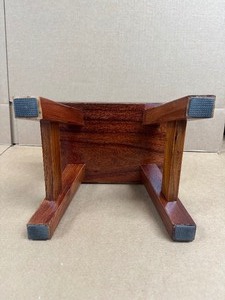 lot 18 image: 11X7 Wooden step stool small