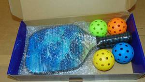 lot 94 image: Pickleball Paddle Set