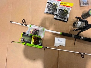 lot 42 image: CAT FISHING LOT