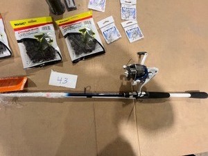 lot 43 image: CAT FISHING LOT