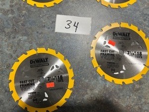 lot 34 image: 4) DEWALT 7-14 18 TOOTH FAST CUT FRAMING SAW BLADES