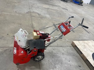 lot 74 image: CRAFTSMAN 20 POWER PROPELLED SNOW BLOWER