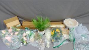 lot 172 image: Large Mixed Lot See Photos