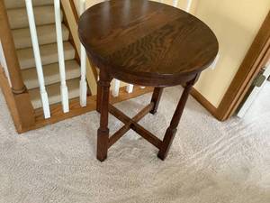 Round End Table