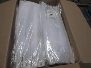 lot 10 image: 3 pks Oakmont Trading(6 pack) Large...