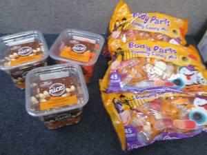lot 50 image: 3- 7.94 oz Bags Body Parts Gummy Ca...
