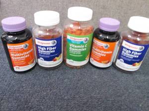 lot 64 image: Vitamin & Fiber Gummies...