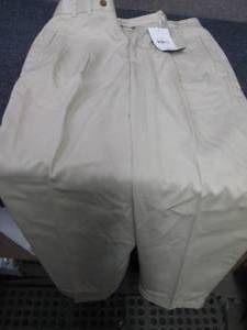 lot 81 image: 7 pr CUTTER & BUCK MCB06393 - Mens...