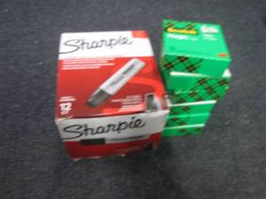 lot 146 image: 12 XL Chisel Point Sharpies, Scotch...