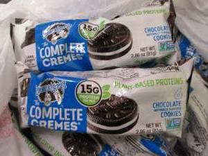 lot 296 image: 12 pks Larry & Lenny Complete Cream...