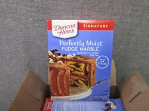 lot 331 image: 6- 15.25 oz Boxes Duncan Hines Fudg...