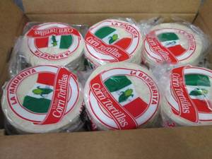 lot 339 image: 12- 30 ct La Banderita Corn Tortill...