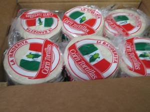 lot 340 image: 12- 30 ct La Banderita Corn Tortill...