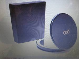 lot 425 image: 2 Pop Sonic LED Compact Mirrors Ret...