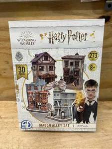 lot 130 image: HARRY POTTER 3D Puzzle- Diagon Alley Set
