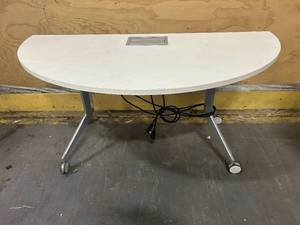 lot 159 image: Half Moon Shaped Work Desk on Casters