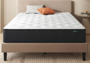 lot 18 image: Zinus 13 Comfort Essential Hybid Queen Mattress