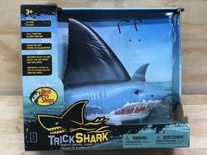 lot 148 image: Bass Pro Shops Remote Control Trick Shark Boat (Missing The Remote)