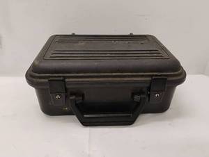CROSMAN BB GUN WITH CASE