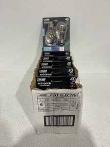 lot 31 image: 40 Watt LED Light Bulbs