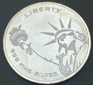 1oz .999 Silver Liberty Round